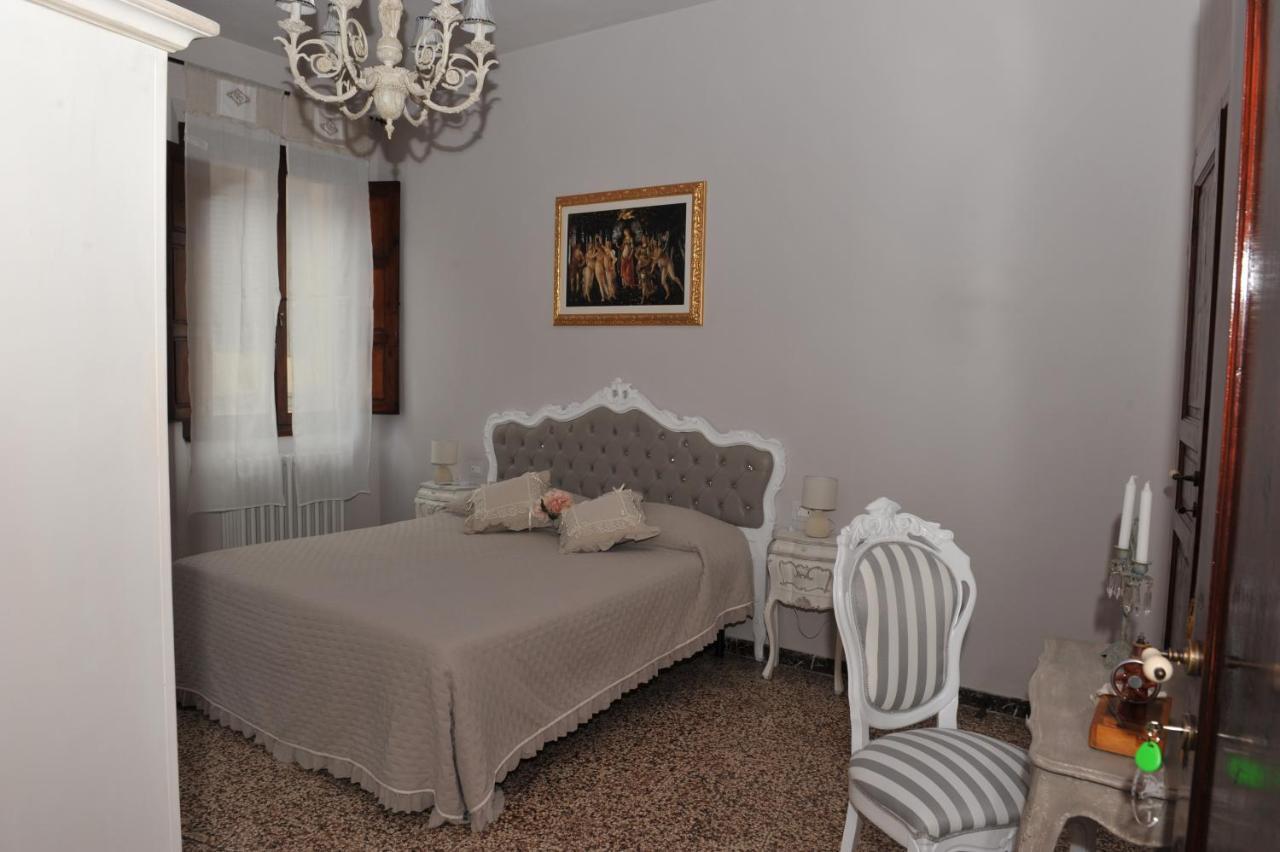 Hotel Dimora Sotto la Rocca San Miniato Esterno foto