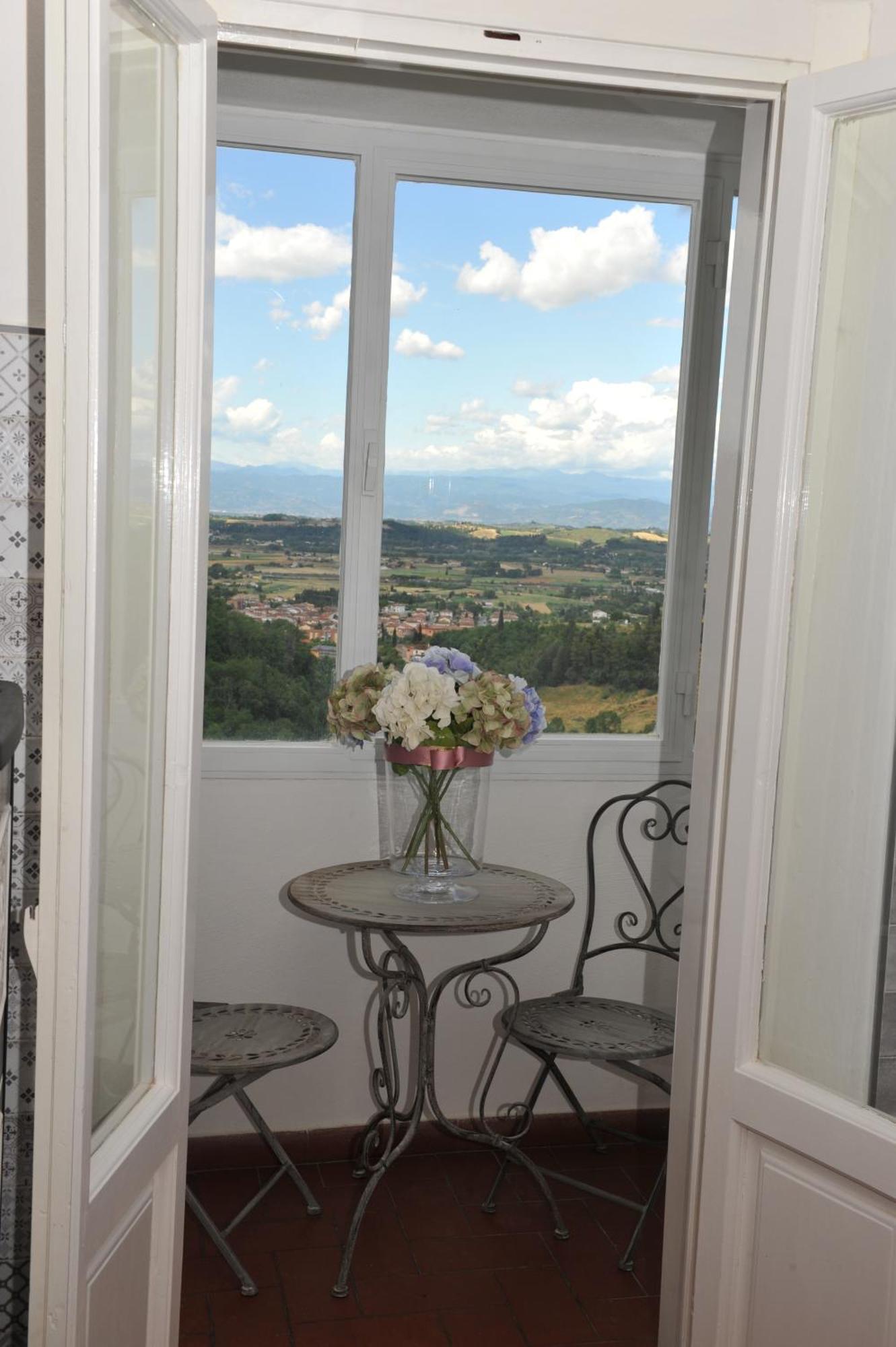 Hotel Dimora Sotto la Rocca San Miniato Esterno foto